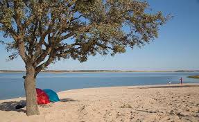 Located on the southern coast of santiago island, within the sotavento islands group, t. Dianafm Reguengos De Monsaraz Praia Fluvial De Monsaraz Vai Ser Ampliada