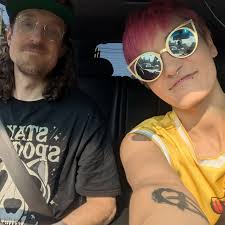 Another #sundaysundaypunday at #revelsmoke! #stopdropselfie  #livingmybestlife #happydaze #stonergirl