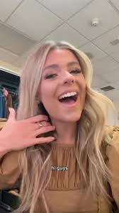 I’m obsessed with the new “Stars” charm bracelet 🥹 Get yours now at  shop.annewilsonofficial.com so we can match!! ⭐️