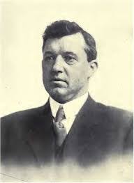 James Moyle's Instagram, Twitter & Facebook