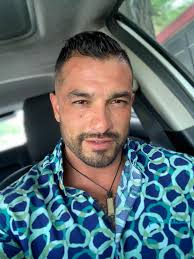 Hola excelente noche saludos