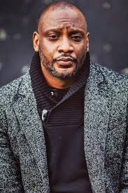 Biography author matching "ds" (Sorted by Popularity Ascending)