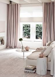 Feng Shui Skola 15 Verktyg For Hur Du Bast Hanger Gardiner I Ditt Hem Boliginterior Gardiner Stue Vaerelsesindretning