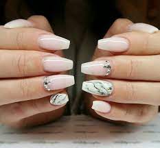 Poser faux ongles en gel uv peuvent être la solution. Ongle Forme Ballerine Les Coffin Nails A La Loupe