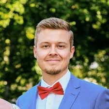 If you know someone who needs a marketing expert and a good team member or  has any other connections to Norway, please check out Joni's page!