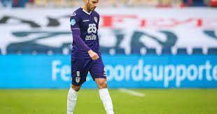 Ek 2021 kaarten kopen is het veiligst via een betrouwbare verkoper. Wormuth Geirriteerd Over Rode Kaarten Als Je Geen Contact Wilt Ga Dan Volleyballen Heracles Tubantia Nl