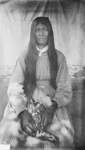 Eine frau, die weiß, was sie will) is a 1934 czechoslovak musical comedy film directed by victor janson and starring lil dagover, anton edthofer, and anton walbrook. 150 Black Indians Ideas In 2021 Black Indians Native American Indians Native American History