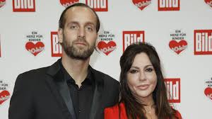 Was das für ihre beziehung bedeutet. Seltener Red Carpet Auftritt Von Simone Thomalla Und Freund Promiflash De