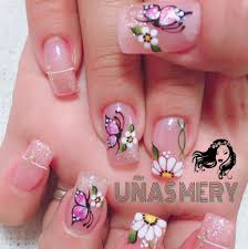 Aqui te dejamos los mejores diseños de uñas decoradas con lineas de diferentes colores, tamaños y grosores para que puedas sacar ideas si quieres decorar tus uñas de los pies. 170 Ideas De Mariposas En 2021 Unas Con Mariposas Manicura De Unas Arte De Unas De Pies