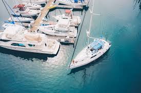 Hong kong boat insurance boat owners in hong kong often have severely limited options when it comes to obtaining the mandatory marine hull insurance policy they must take out on their vessel. Living On A Boat Full Time How Much Will It Cost You Boats Com