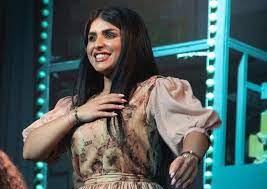 ممثلة بحرينية بدأت مشوارها الفني كممثلة عام 1995 من خلال مسلسل (الهارب) تنوعت أدوارها في المسلسلات الخليجية، ومن أبرز أعمالها مشاركتها في مسلسلات (عويشة، الفجر المستحيل، هوامير الصحراء 2) كما شاركت بعدد من الأعمال المسرحية منها (عيال السعادة، وإحنا عيالها، وين ما نطقها عوية. Ø´ÙŠÙ…Ø§Ø¡ Ø³Ù„ÙŠÙ…Ø§Ù† Ø³Ù…Ø§ Ø¹Ø§Ù„ÙŠØ© Ø¬Ø¯ÙŠØ¯ÙŠ Ù…Ø¹ Ø¯Ø­Ø§Ù… Ù‡Ø§Ø´ØªØ§Ù‚Ø§Øª ØµØ­ÙŠÙØ© Ø¥Ù„ÙƒØªØ±ÙˆÙ†ÙŠØ© Ø´Ø§Ù…Ù„Ø© Ù…Ø³ØªÙ‚Ù„Ø©