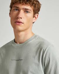 Pepe Jeans Dave Tee short sleeve shirt.