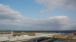 El trabajo constante del grupo y la dedicación de su fuerte red de distribuidores permiten la construcción de un segundo horno, el cual se inaugura el día 29 de enero de 2008. Saint Gobain Glass Vrea Sa Intre Pe Piata Fabricarii De Parbrize