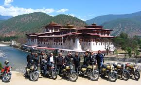 Bhutan is the first nation in the world to ban tobacco. Bhutan Sikkim Konigreiche Des Himalaya Motorradtour Gs Sportreisen