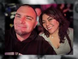 Iris Aragon and Daniel Bowyer's Wedding Website