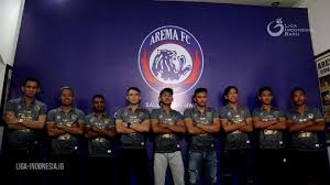 Arema was also divided into two separate entity, arema indonesia in ipl and arema fc in lsi. Liga 1 Arema Fc Perkenalkan 5 Pemain Lokal Baru Bola Tempo Co