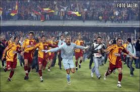 Tüm galatasaray taraftarına nice şampiyonluklar ve avrupa'da da başarılar dileriz. Galatasaray Fotograflari Foto Galerisi Foto Haberleri