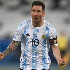 Лионе́ль андре́с ме́сси куччитти́ни (исп. Messi Goal Video Argentina Star S Copa America Free Kick Vs Chile Sports Illustrated
