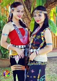 Tempat tinggal mereka termasuk tenom, kemabong, pensiangan, tawau (merotai dan kalabakan), tongod. 31 Malaysia Sabah Kaamatan Borneo Culture Or Cultural Traditional Costume Ideas In 2021 Sabah Borneo Culture