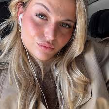 Danielle Bissonnette in people