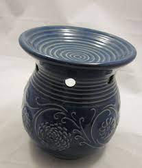 Nwt Yankee Candle Wax Warmer Blue Glaze Denby Pottery Floral Raised Spiral Yankeecandle Yankee Candle Wax Warmer Ceramic Candle Candle Warmer