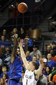 Gators' Kenny Boynton finds his rhythm