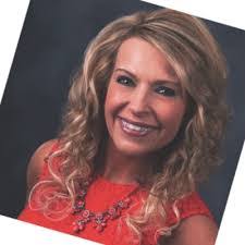 Ciara Willis's Instagram, Twitter & Facebook