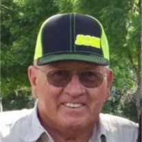 Clyde Mclean's Instagram, Twitter & Facebook