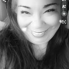 Tracey Cotton's Instagram, Twitter & Facebook