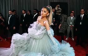 Ariana grande wore her classic ponytail to the 62nd annual grammy awards but with a twist. Thank U Next Ariana Grande On E S Glambot At The 2020 Grammys