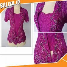 Sebagai salah satu pakaian tradisional, kebaya seharusnya memang cocok digunakan oleh semua orang yang. Endek Meteran Kamen Jadi Songket Bali Tenun Bali Endek Bali Dan Nusa Penida Bros Kebaya