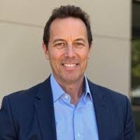 Robert Bellini's Instagram, Twitter & Facebook