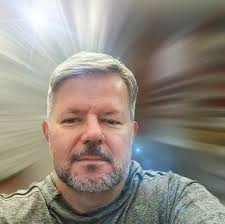 Christmas Time, Mistletoe and Wine