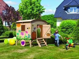 Pin Von Ulrike Pallasch Auf Kindermobel U Deko Kinderspielhaus Bauwagen Spielhaus