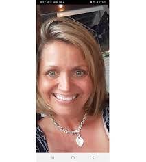 Elissa Bundy's Instagram, Twitter & Facebook