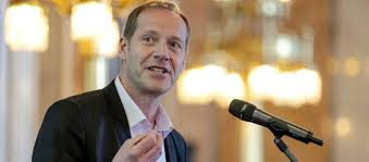 What is certain, according to lappartient, is that french grand tour organiser aso will launch a women's version of the stage race in 2022. The Women S Tour De France To Make Its Comeback In 2022 We Love Cycling Magazine