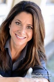 Candace Collier's Instagram, Twitter & Facebook