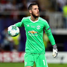 Iker casillas'ın sezon sonunda abd'ye transfer olma ihtimali ve kaleyi düzenli olarak birine teslim etme planından yola çıkarak bir süredir de gea'nın transferi için manchester united ile dirsek temasında. David De Gea Of Manchester United In Action During The Uefa Super Cup Match Between Real Madrid And Manchester United At National Arena Filip Ii