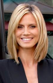The very first choice which comes in mind for the ones with long fine hair is a straight long ponytail which is a simple style but yet very modern. Pin On Hair Trends For Women Over 40