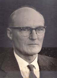 RES, LOOKING BACK ENTO 15