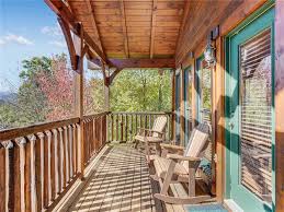 Nestled in the beautiful mountains near pigeon forge is cherokee hilltop. Heaven S View Cabin In Gatlinburg W 2 Br Sleeps8