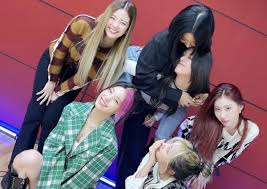 11.06.2021 · また、イ・ヒョリ・jessi・オム・ジョンファと共に「払戻遠征隊」というユニットも結成しました。 ファンからすると、7年の契約終了後、また再契約をしてグループ活動をしながら、ソロ活動もやってくれると一番うれしいんですけどね。 mamamooソラが7年間に言及？ 先日、mamamoo Itzy To Feature On Jessi S Showterview Allkpop