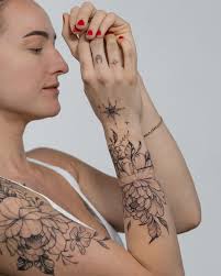 11:11 Sweetheart @kara.hodgson 🖤 Done by @hendra.tatts #tattoo  #smalltattoo #finelinetattoo #art #tattooartistbali #smalltattoos  #tattooedgirls #tattooartist #finelinebali #tattooing #tattooshopbali  #tatbali #inkedgirls #lettering #tattoobali ...