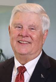 Robert Estill's Instagram, Twitter & Facebook