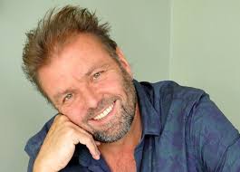 Homes under the hammer host martin roberts was hospitalised over the weekend after suffering a serious skin infection. Mbe London To Feature Martin Roberts Of Homes Under The Hammer Mortgage Introducer