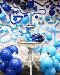 Beautiful Flat Base Balloon Table Runner Features This Amazing Balloon Display Concept By Maryronis Balloon Display Fantasy Tree Balloons