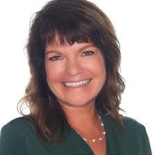 Annie Grinstead's Instagram, Twitter & Facebook