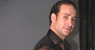 حرص الفنان نضال الشافعي، على طمأنة جمهوره ومتابعيه، وذلك بعد تعرضه لوعكة صحية شديدة دخل على إثرها المستشفى وخضع لعملية جراحية. Ù†Ø¶Ø§Ù„ Ø§Ù„Ø´Ø§ÙØ¹Ù‰ ÙŠØµÙˆØ± Ù„Ø­Ø¸Ø§Øª Ø­Ø±Ø¬Ø© Ùˆ Ù†Ø§Ø¬Ù‰ Ø¹Ø·Ø§ Ø§Ù„Ù„Ù‡ Ø§Ù„ÙŠÙˆÙ… Ø§Ù„Ø³Ø§Ø¨Ø¹