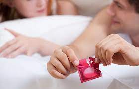 Kondome » 12 Tipps zur richtigen Anwendung & Aufbewahrung | Gesund.at