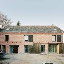 The vacation home also provides guests with a bathroom. Haus Stein Druxberge Architektenkammer Sachsen Anhalt